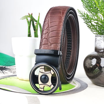 Iconic Buckle and Caelatum Strap
