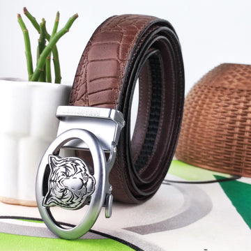 Iconic Buckle and Caelatum Strap