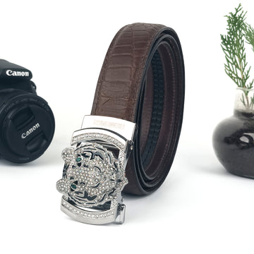 Iconic Buckle and Caelatum Strap