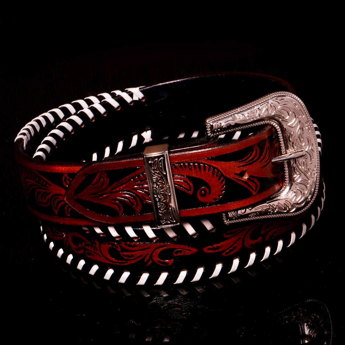 Insculptus Buckle and Sculptum Strap
