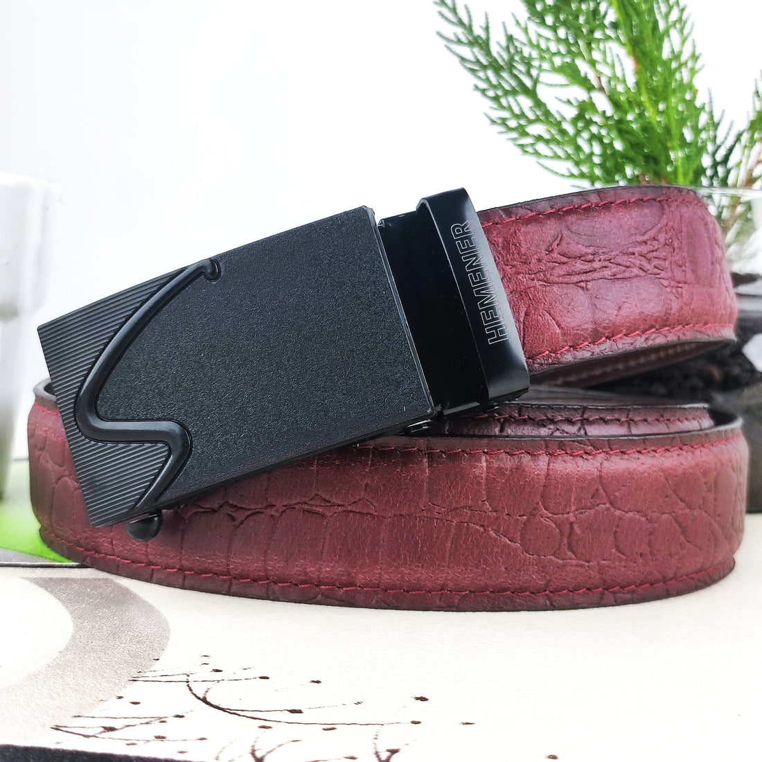 Hemener Men Metal Auto Grip Buckle Cherry Brown Croc Pattern Genuine Leather Belt